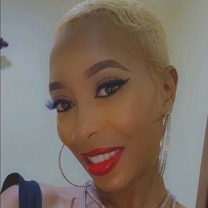 Meet your Posher, Ashlee